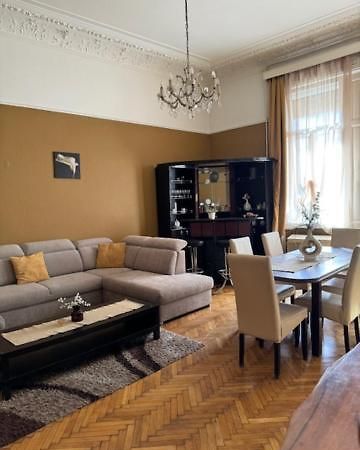 Izabella Home Budapest Bagian luar foto