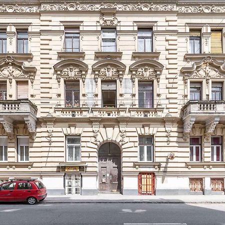 Izabella Home Budapest Bagian luar foto