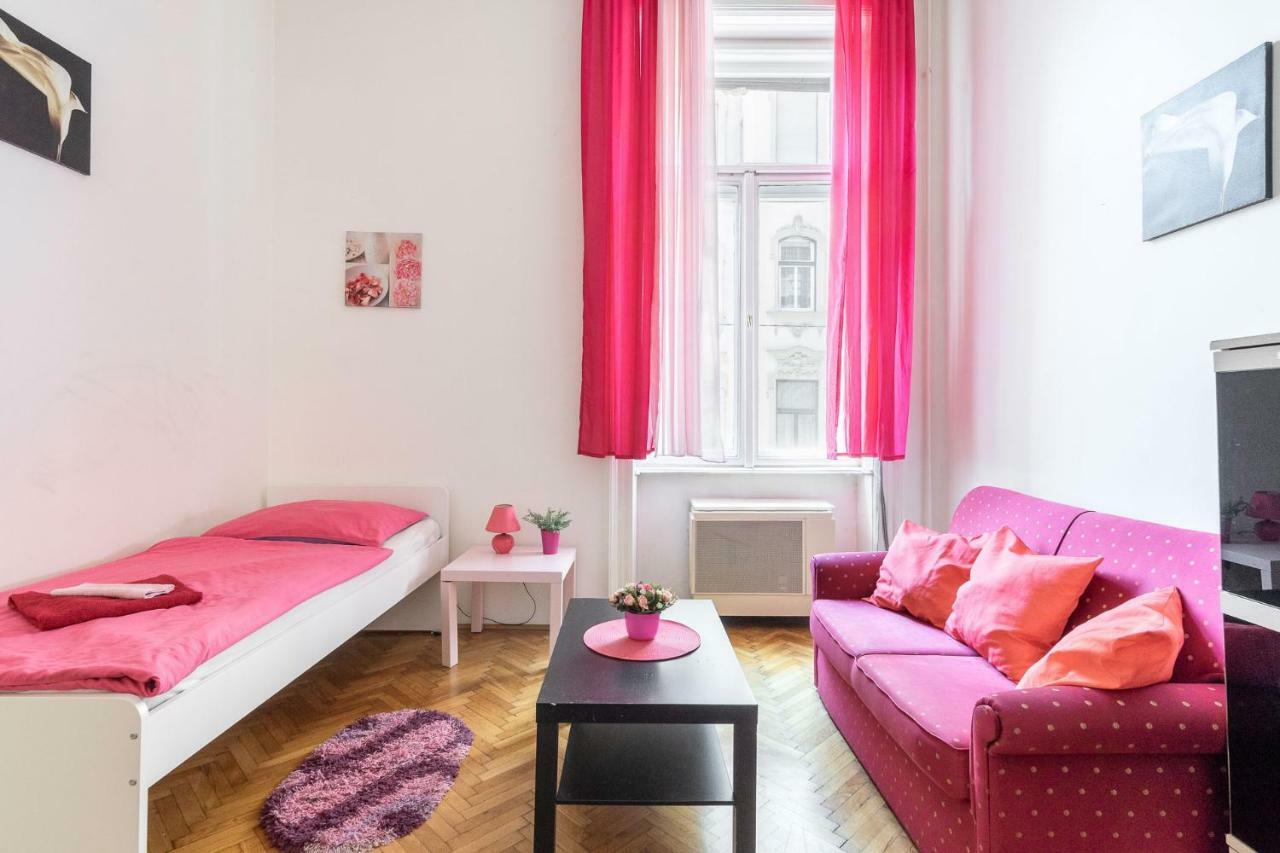 Izabella Home Budapest Bagian luar foto