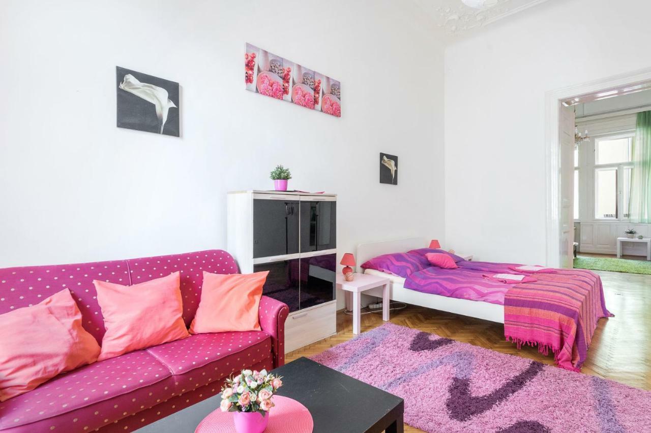 Izabella Home Budapest Bagian luar foto