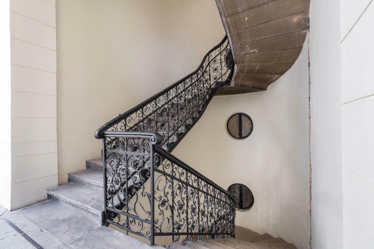 Izabella Home Budapest Bagian luar foto